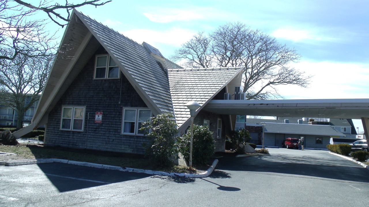 Photo of Outdoor in Main Street Hyannis