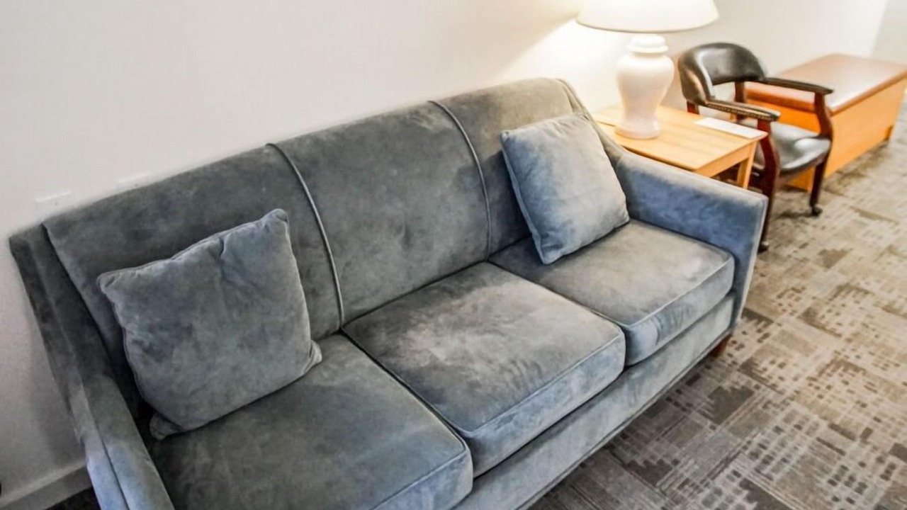 Photo of Livingroom in Main Street Hyannis