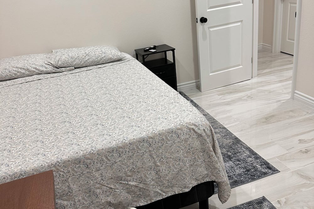 Photo of Bedroom in Simi Valley