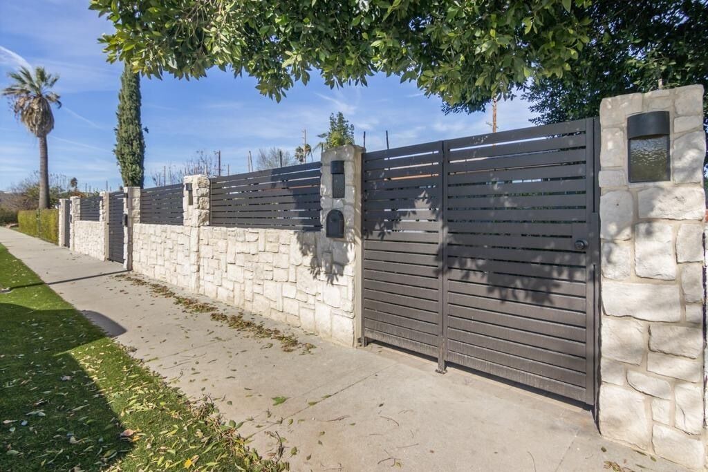 Photo of Outdoor in West Hills