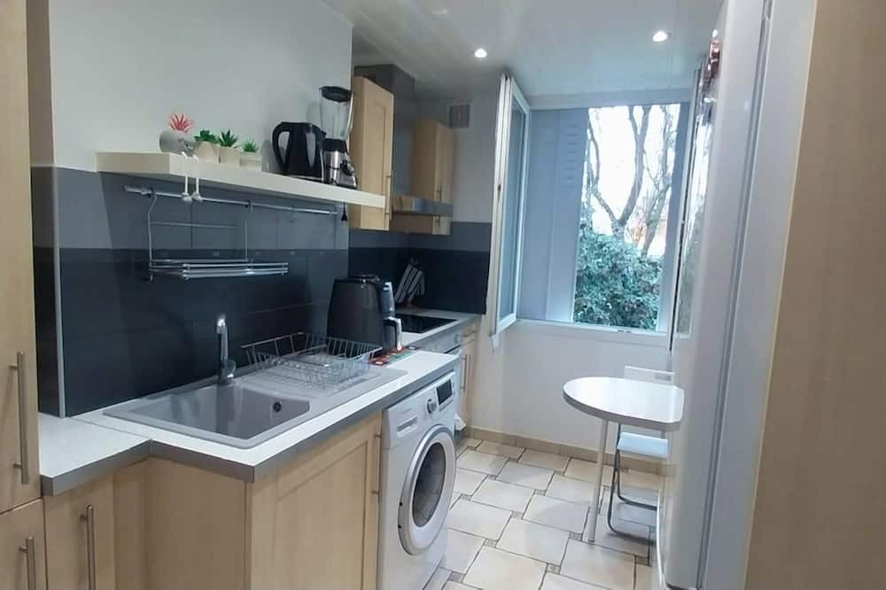 Photo of Bathroom in Le Blanc-Mesnil