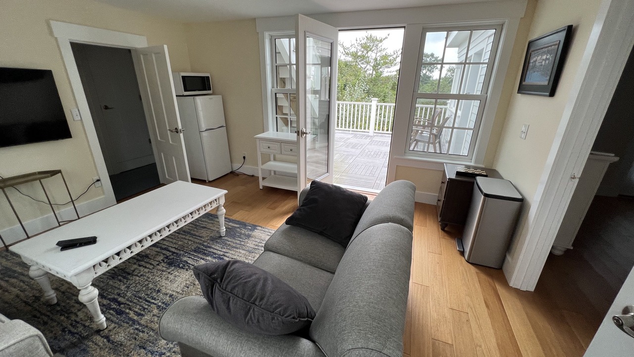Photo of Livingroom in East Chop