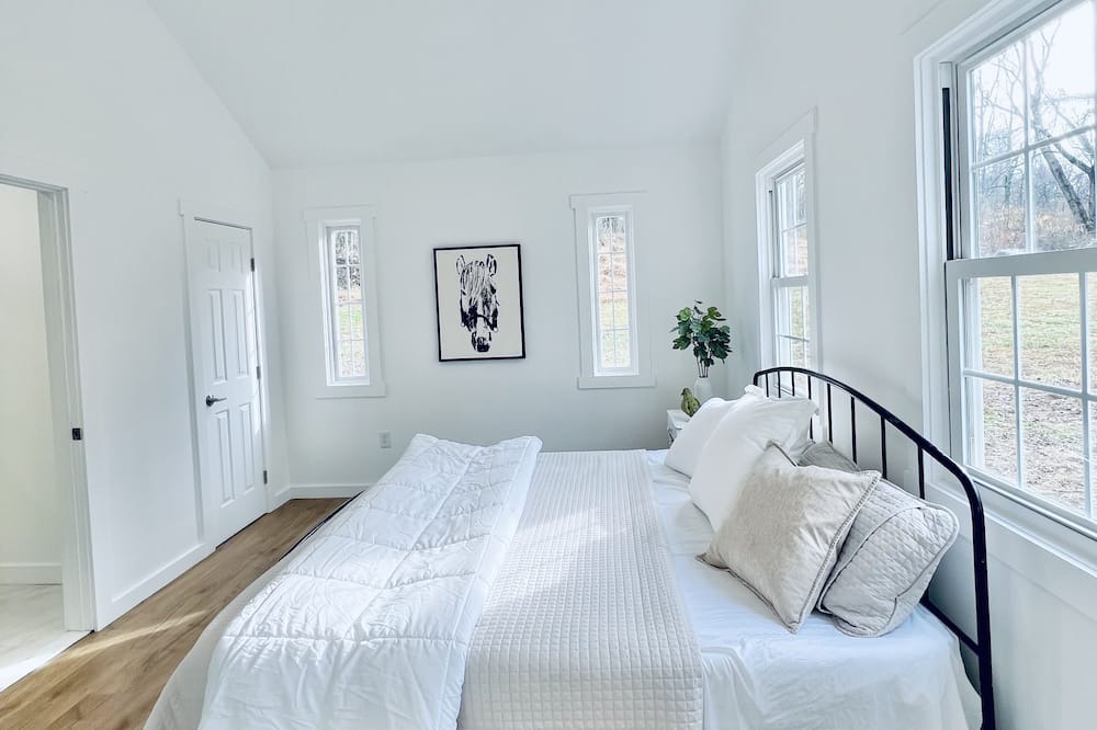 Photo of Bedroom in Hamilton