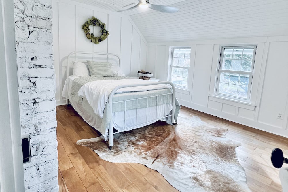 Photo of Bedroom in Hamilton