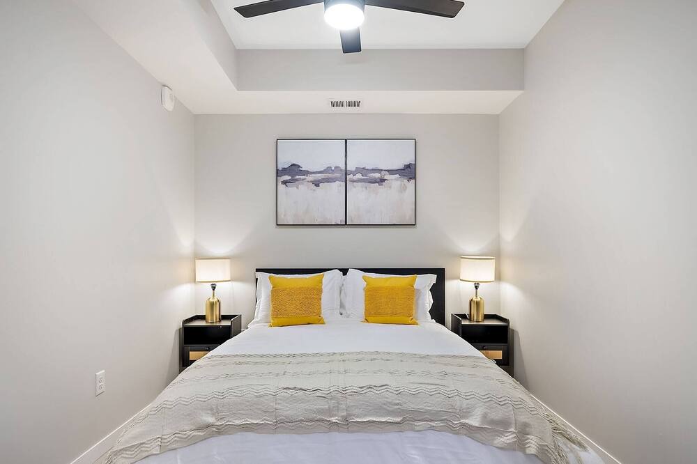 Photo of Bedroom in St. Anthony West