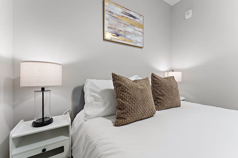 Photo of Bedroom in St. Anthony West