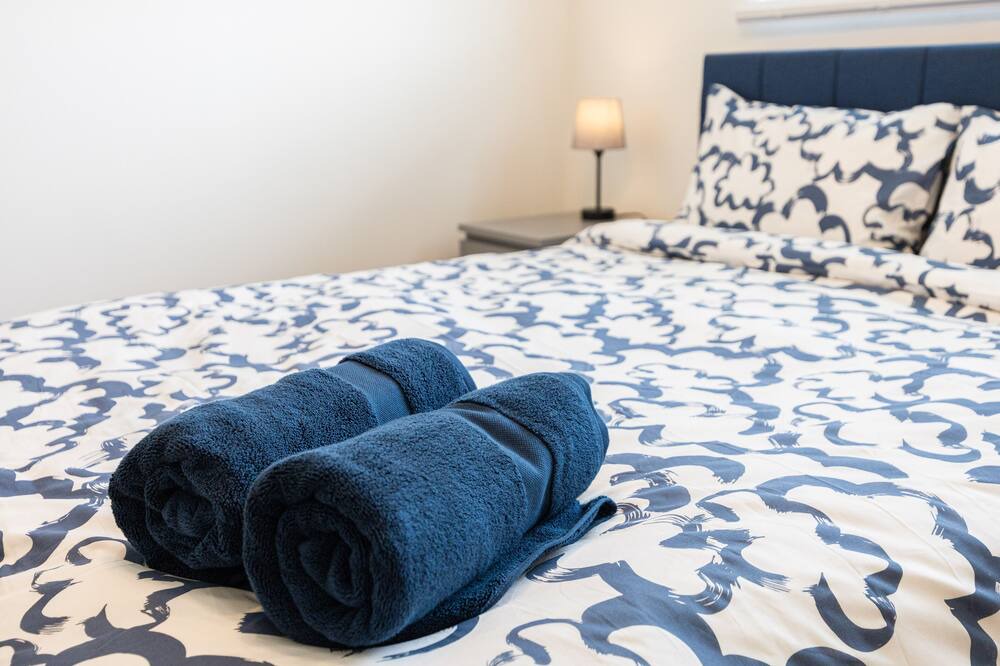 Photo of Bedroom in Northridge