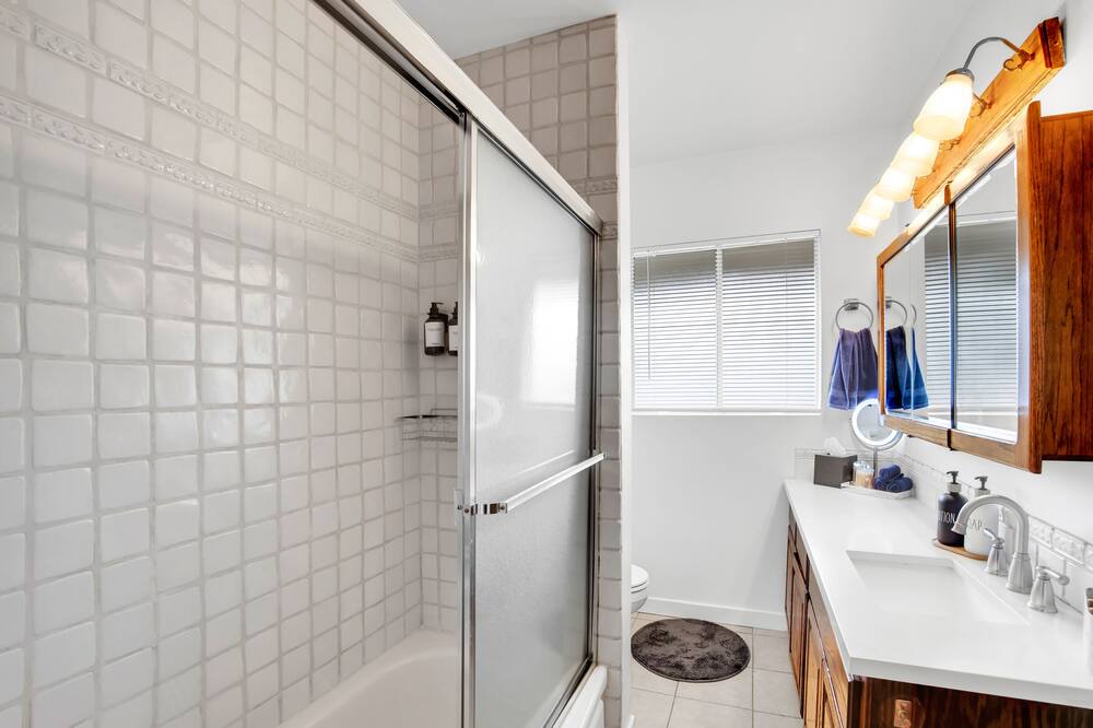 Photo of Bathroom in Northridge