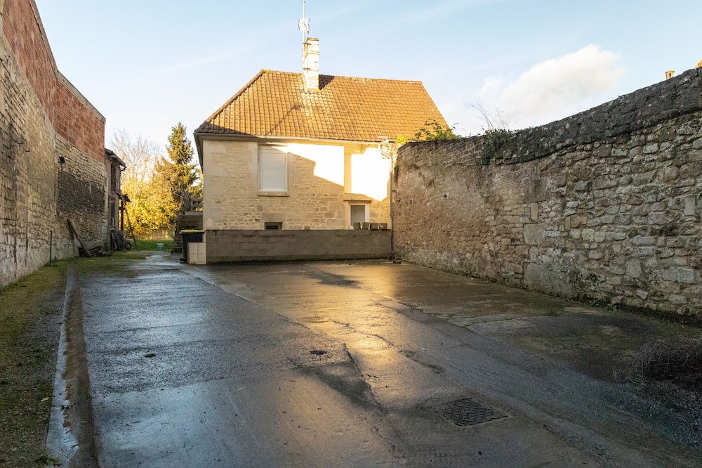 Photo of Outdoor in Cires-Les-Mello