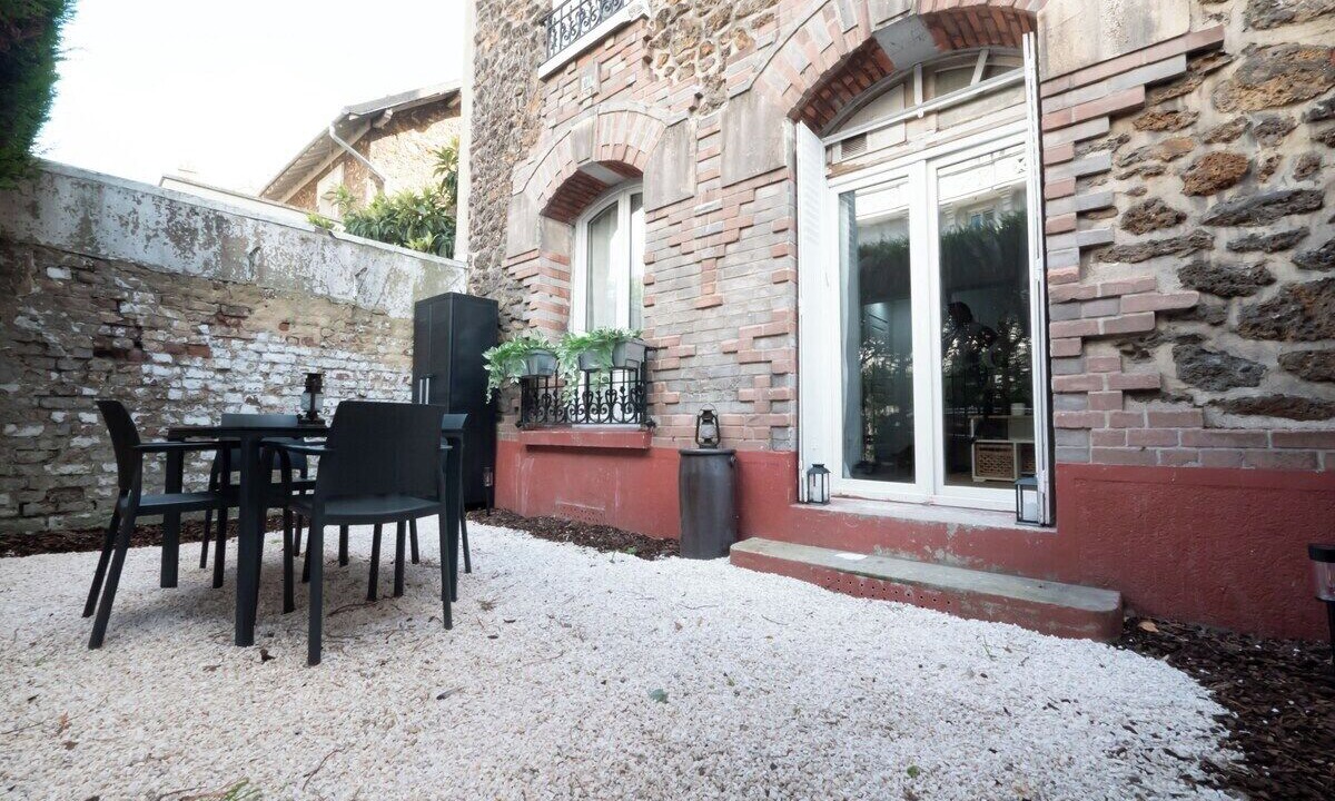 Photo of Patio Balcony in Aulnay-sous-Bois