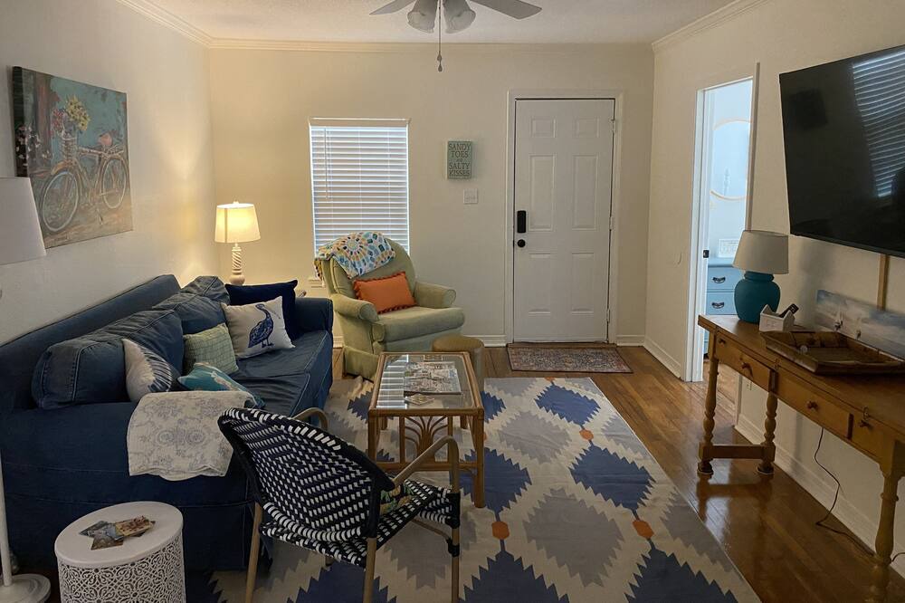 Photo of Livingroom in Mississippi City