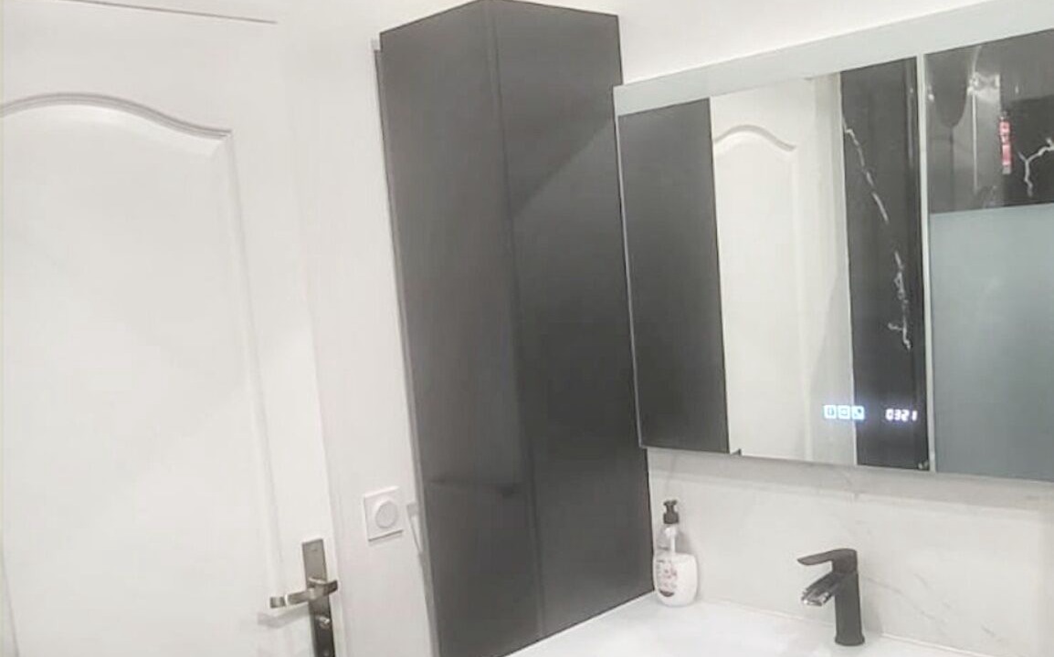 Photo of Bathroom in Epiais-les-Louvres