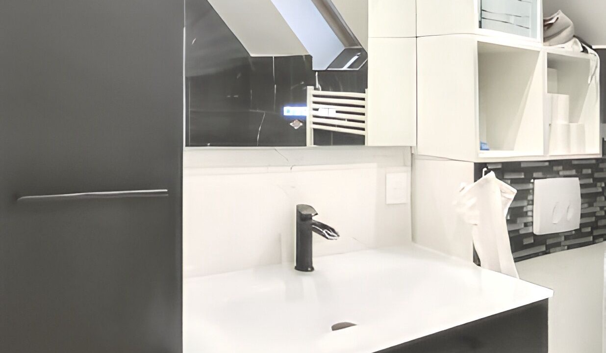 Photo of Kitchen in Epiais-les-Louvres