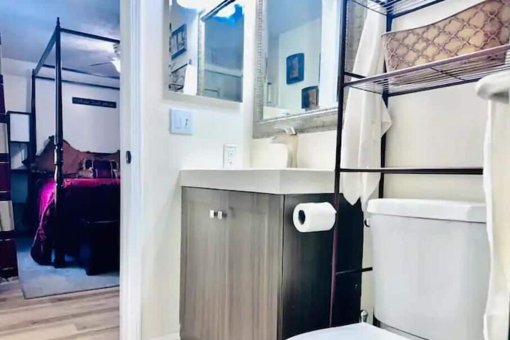 Photo of Bathroom in Upper Marlboro