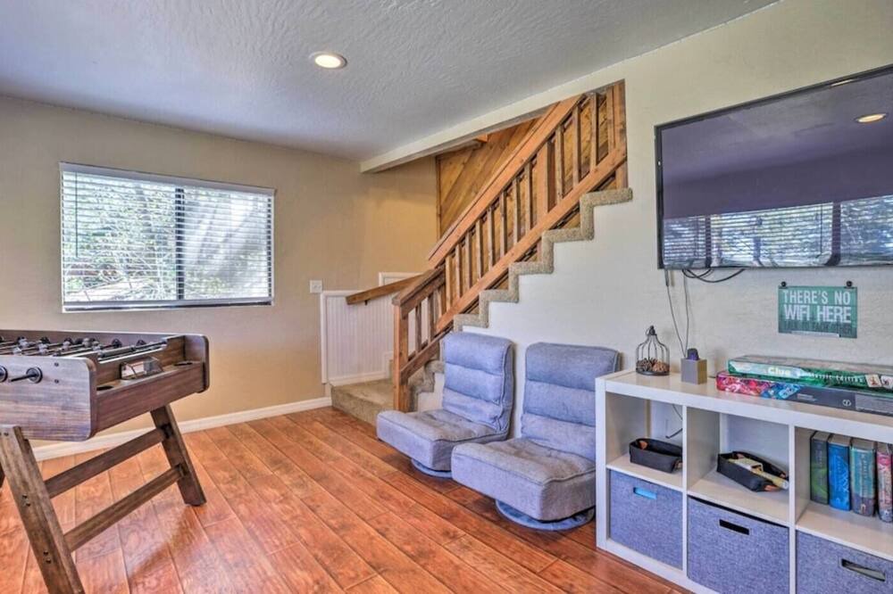 Photo of Bedroom in Arrowhead Villas