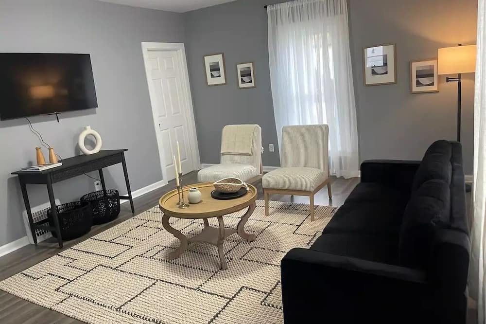 Photo of Livingroom in Anoka