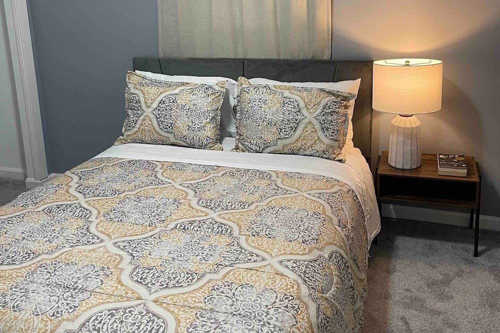 Photo of Bedroom in Anoka