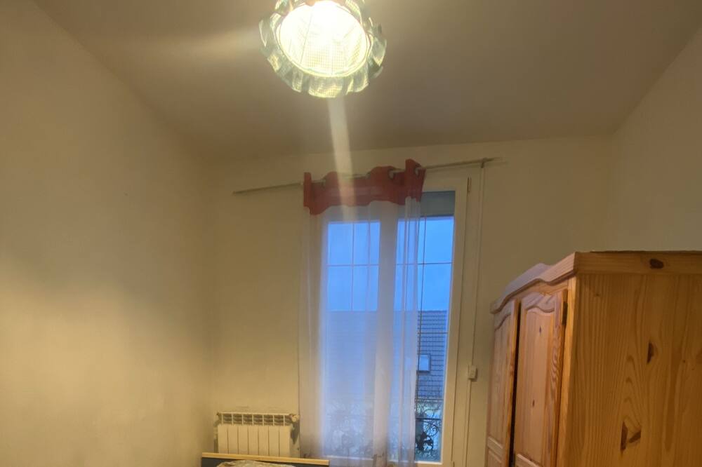 Photo of Bedroom in Tremblay-les-Gonesse