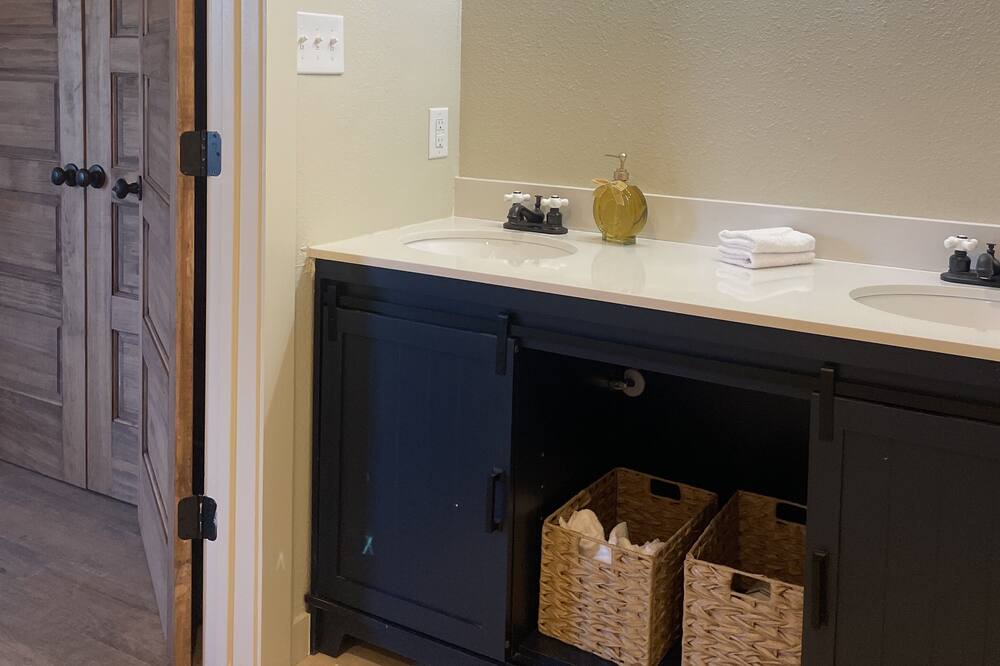 Photo of Bathroom in Vancleave