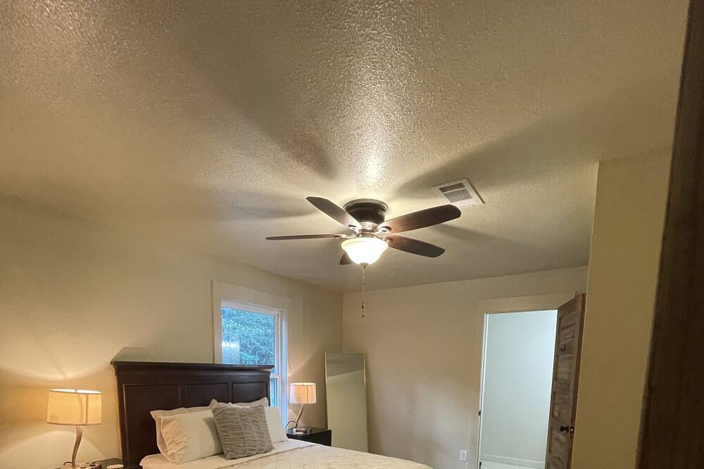 Photo of Bedroom in Vancleave