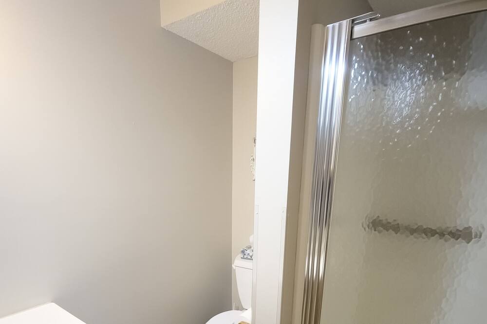 Photo of Bathroom in Spicer
