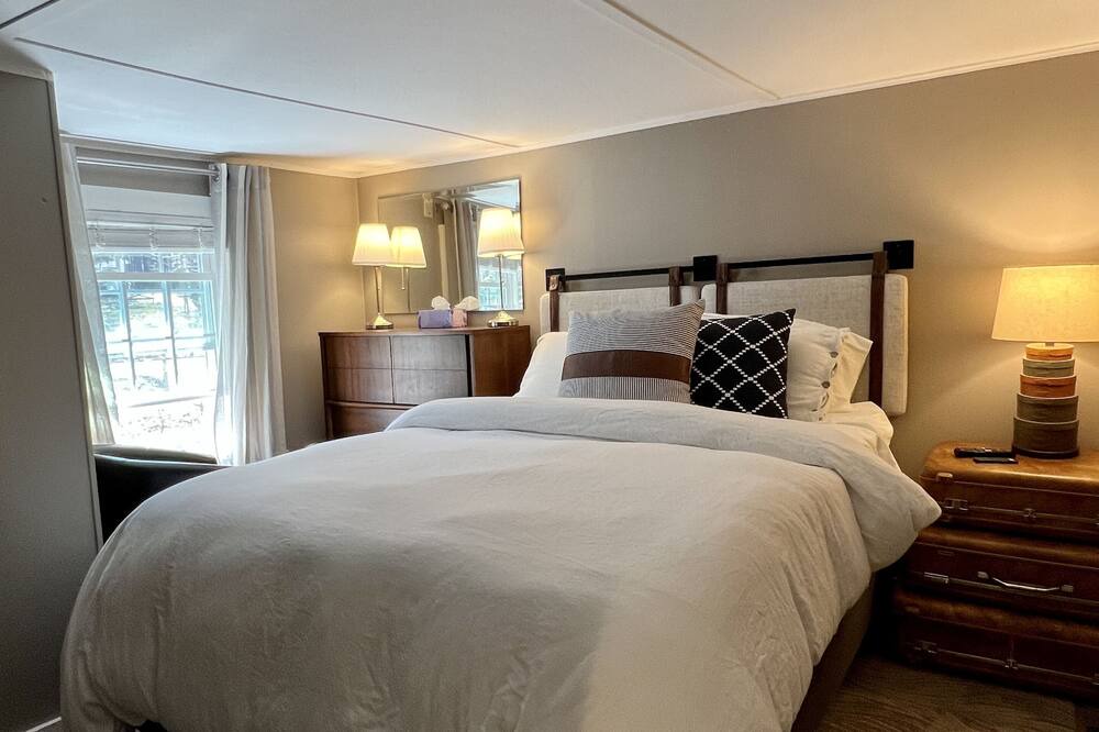 Photo of Bedroom in Becket