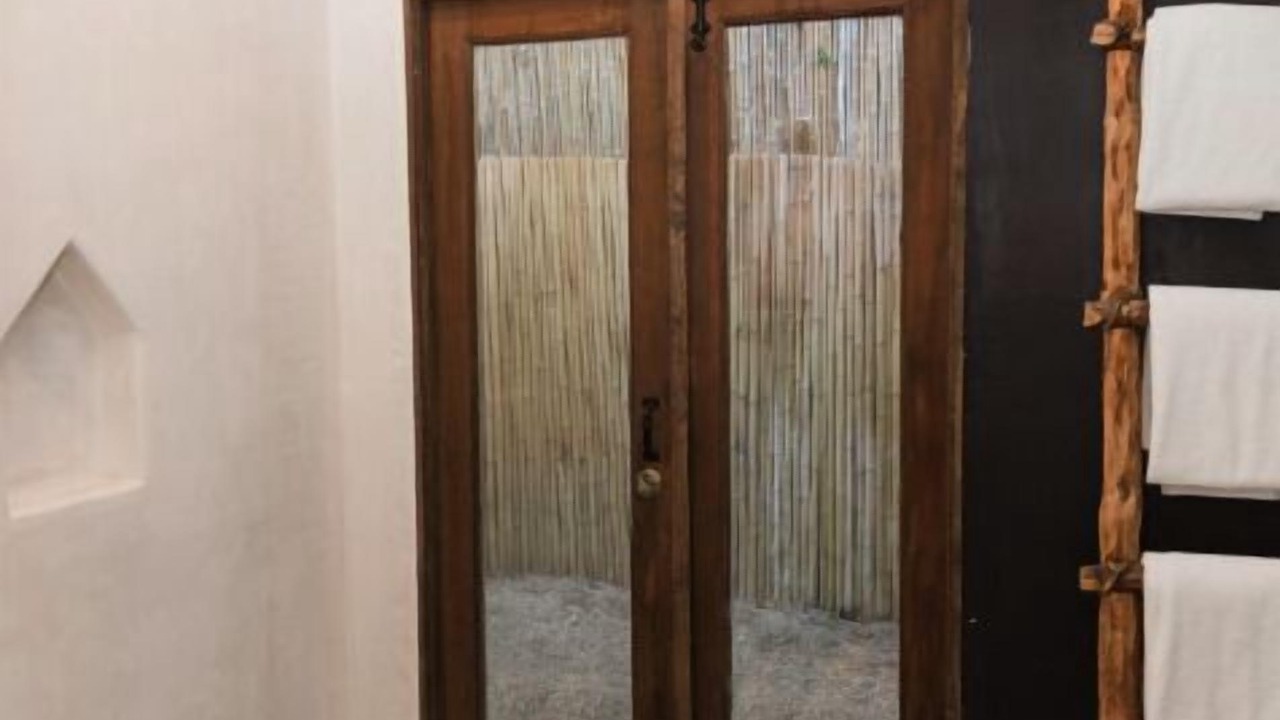 Photo of Bathroom in Historic Tennis Club