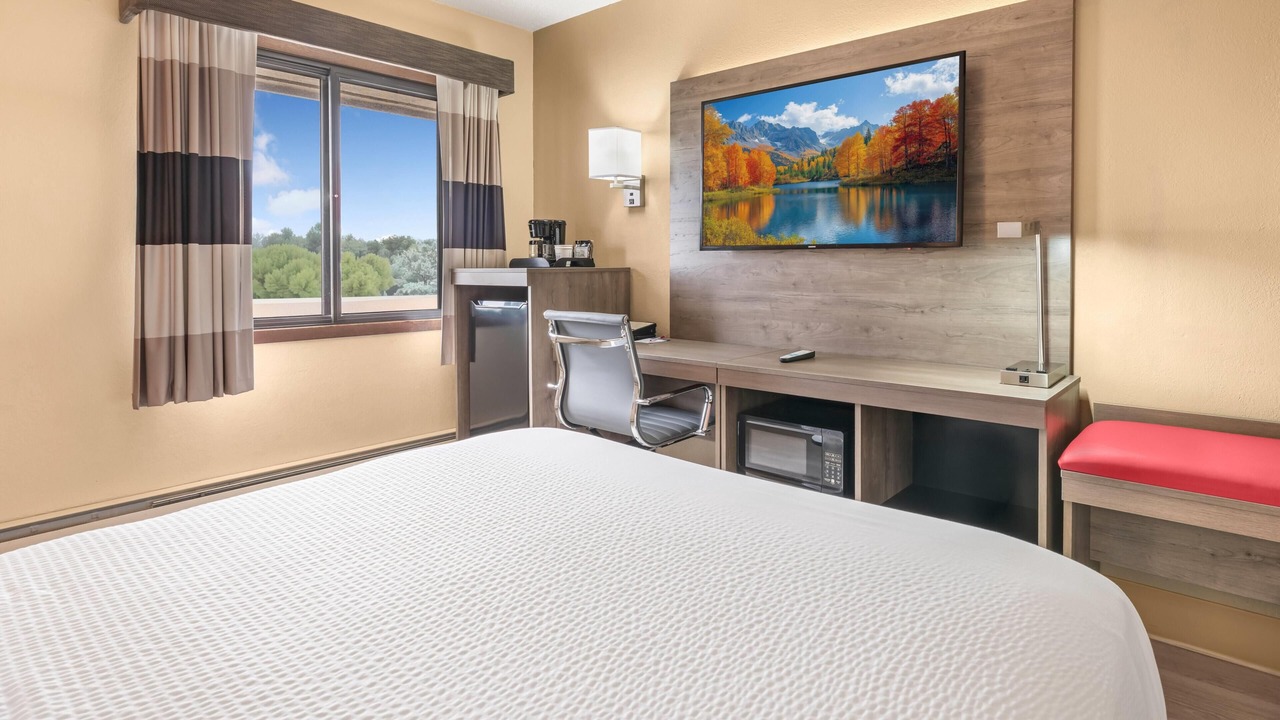 Photo of Bedroom in Golden Valley