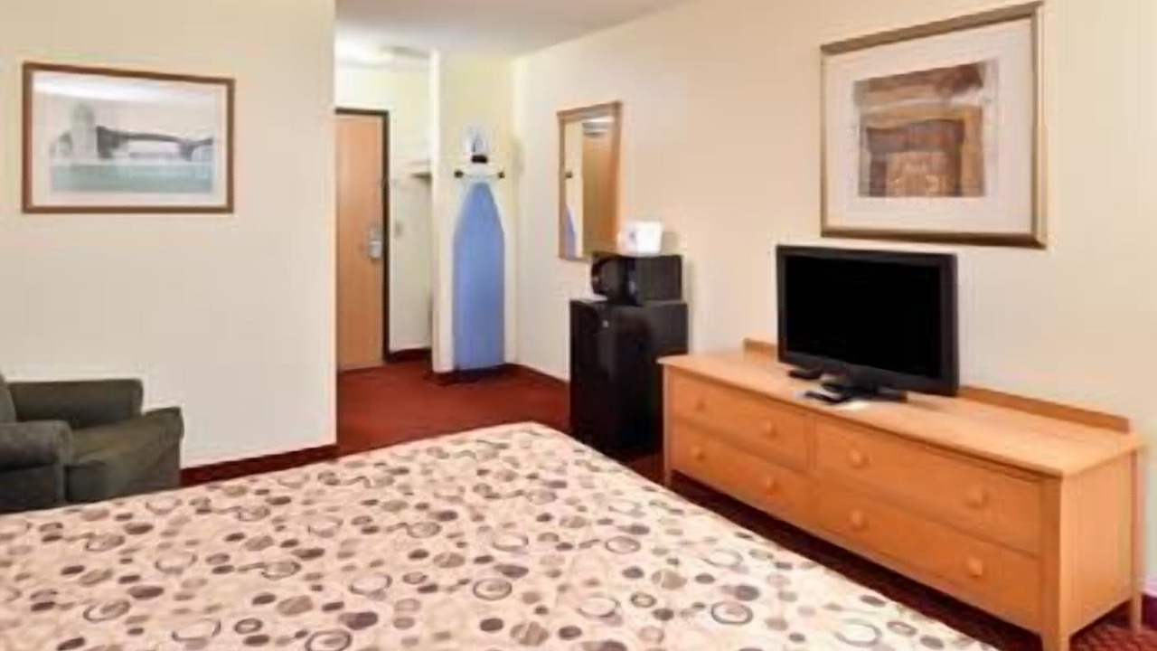 Photo of Bedroom in Spring Valley