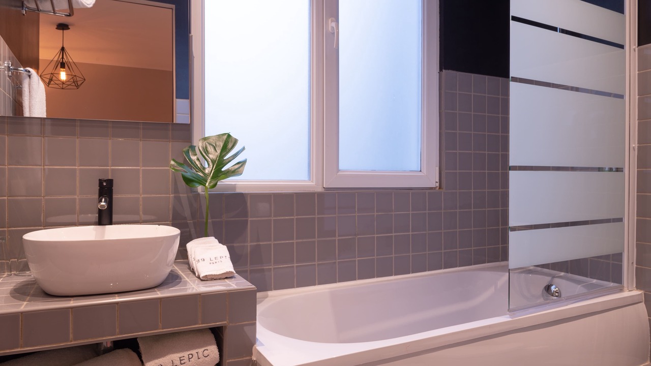 Photo of Bathroom in Montmartre