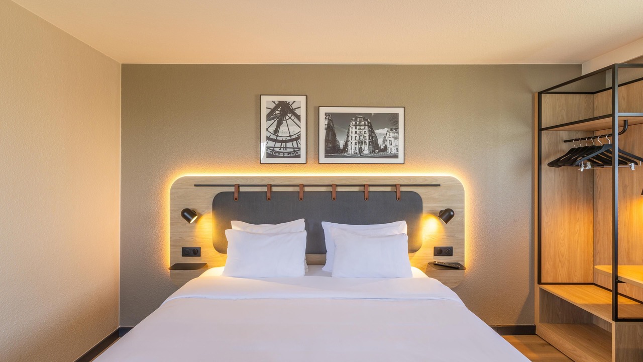 Photo of Bedroom in Le Blanc-Mesnil