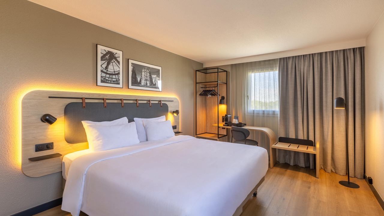 Photo of Bedroom in Le Blanc-Mesnil