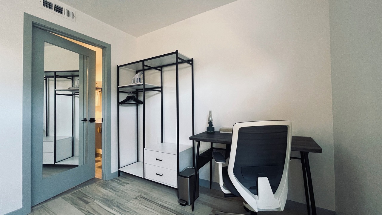 Photo of Bedroom in Wilshire