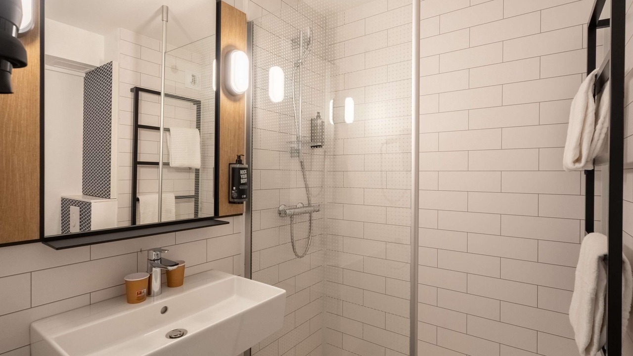 Photo of Bedroom in Vanves