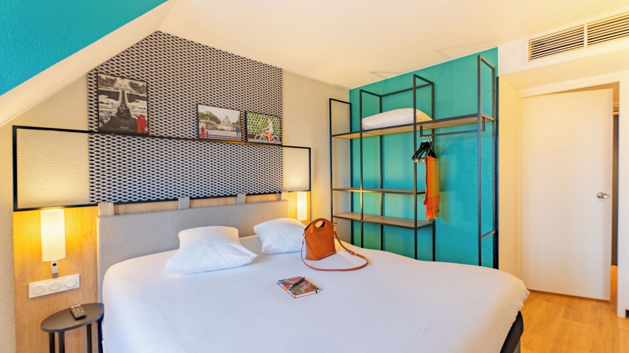 Photo of Bedroom in Vanves