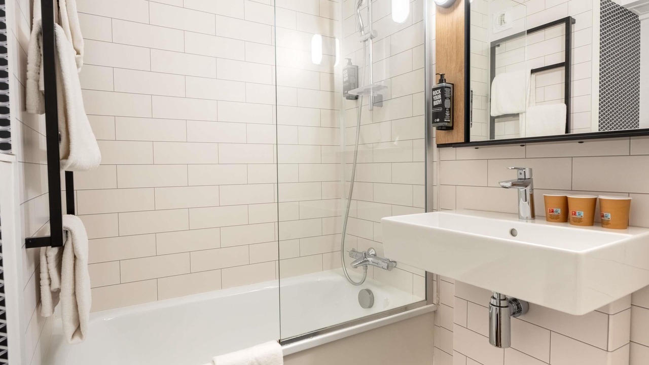 Photo of Bedroom in Vanves