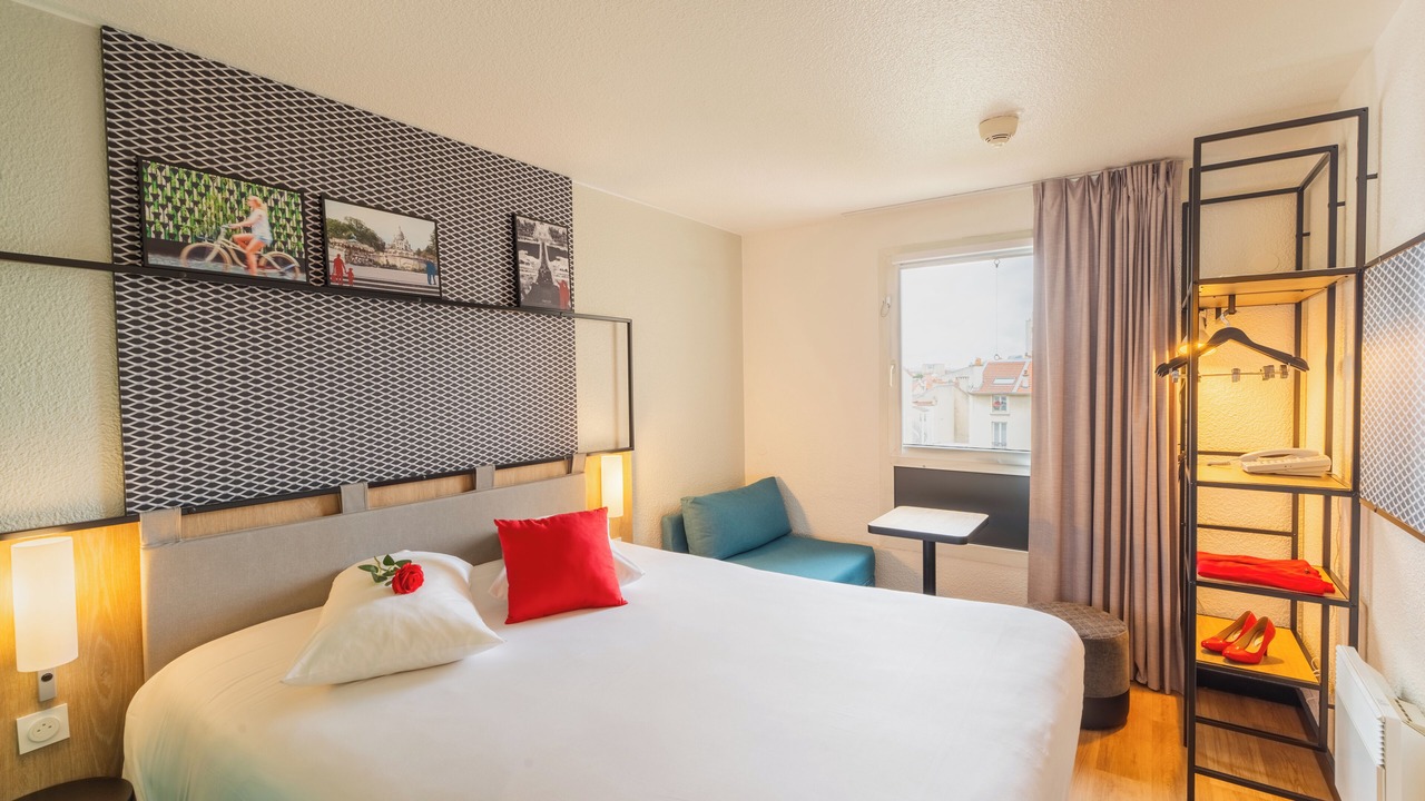 Photo of Bedroom in Vanves