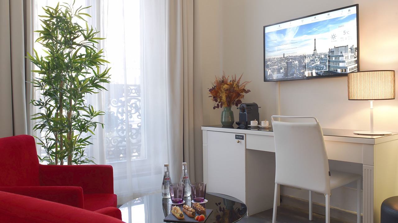 Photo of Bedroom in 2nd Arrondissement