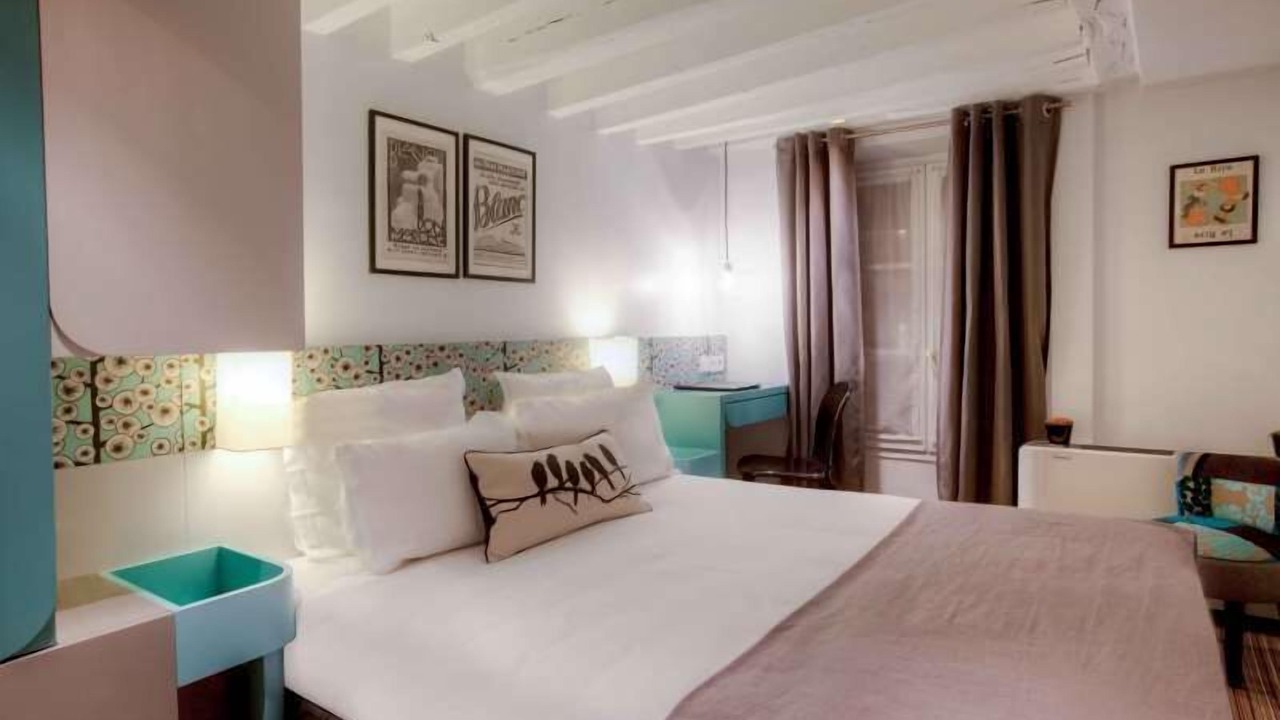 Photo of Bedroom in Notre-Dame-des-Champs
