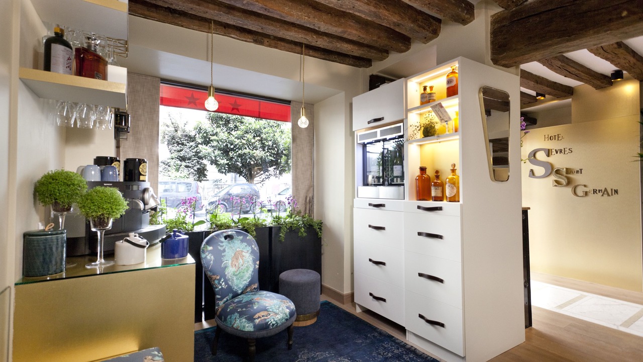 Photo of Livingroom in Notre-Dame-des-Champs