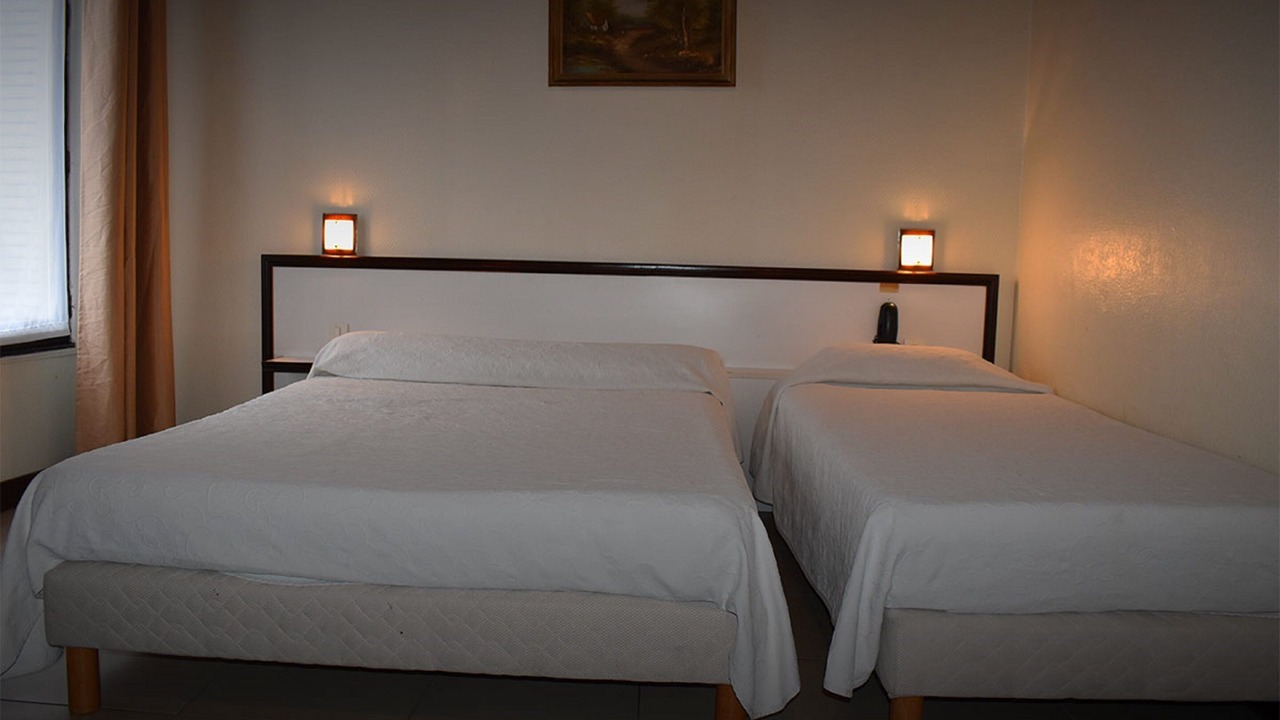 Photo of Bedroom in Saint-Lambert