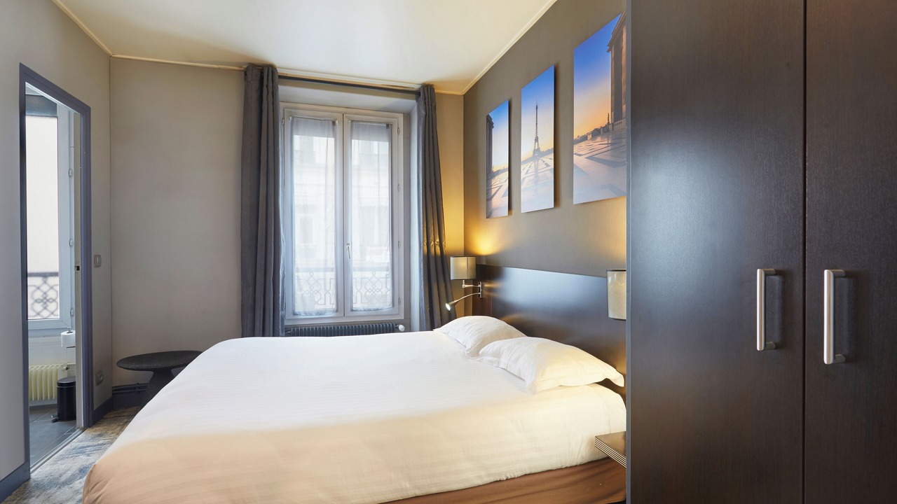 Photo of Bedroom in Batignolles