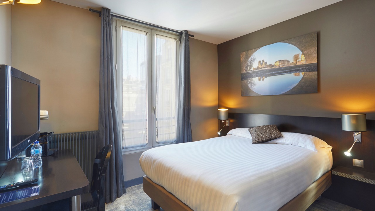 Photo of Bedroom in Batignolles