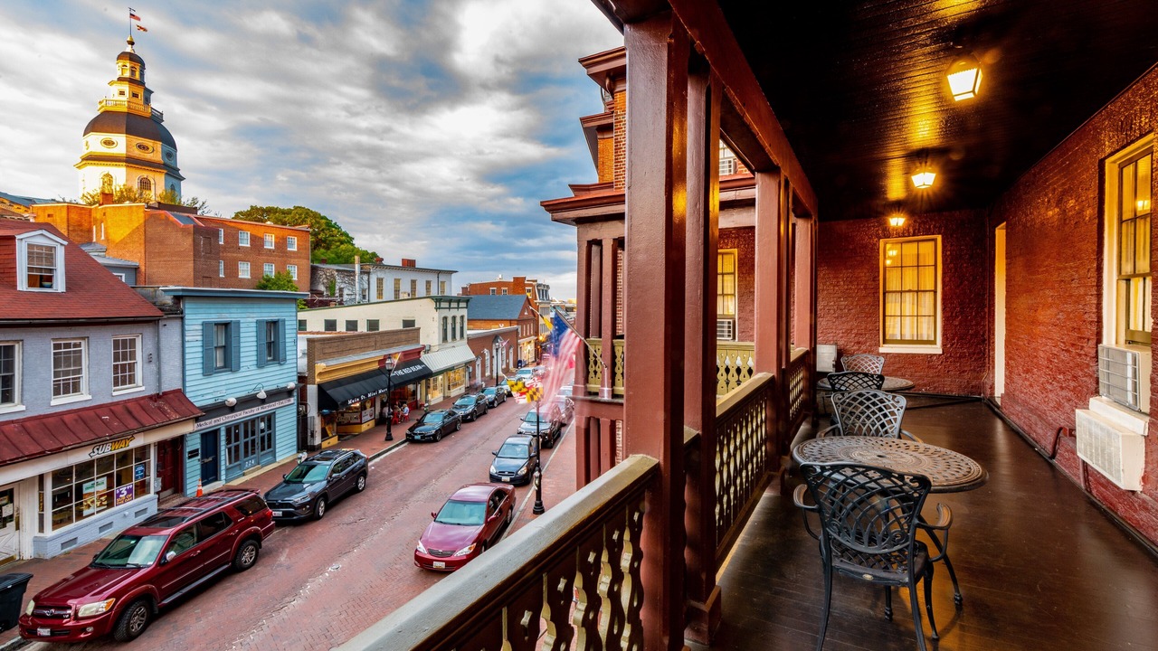 Photo of Patio Balcony in Historic District