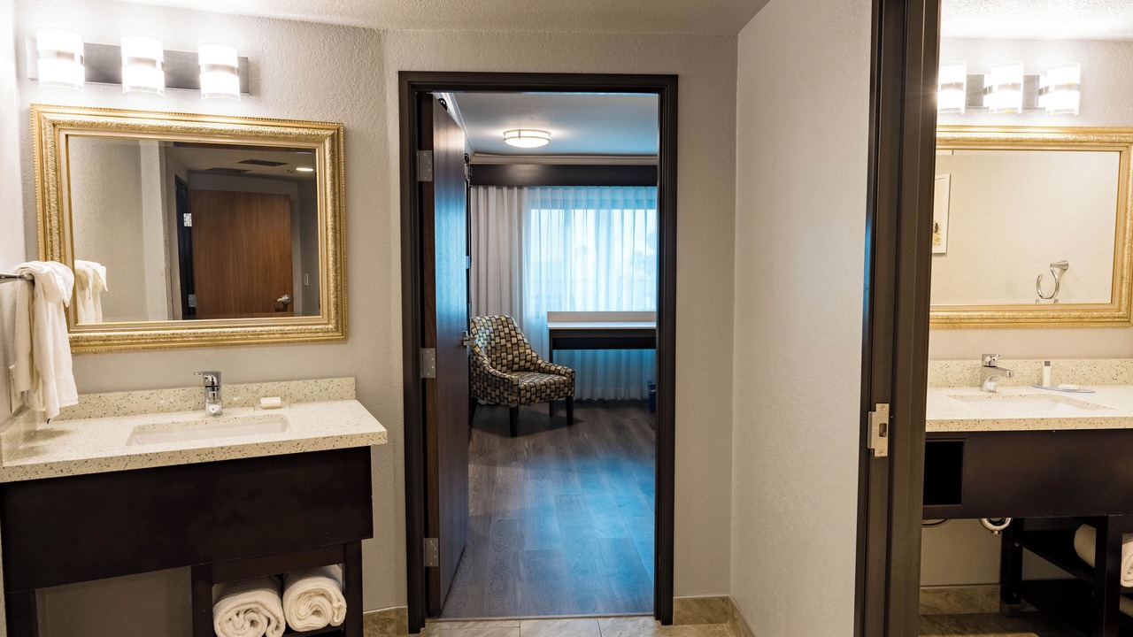 Photo of Bathroom in Ventura