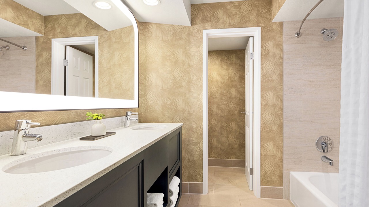 Photo of Bathroom in Oxnard Shores