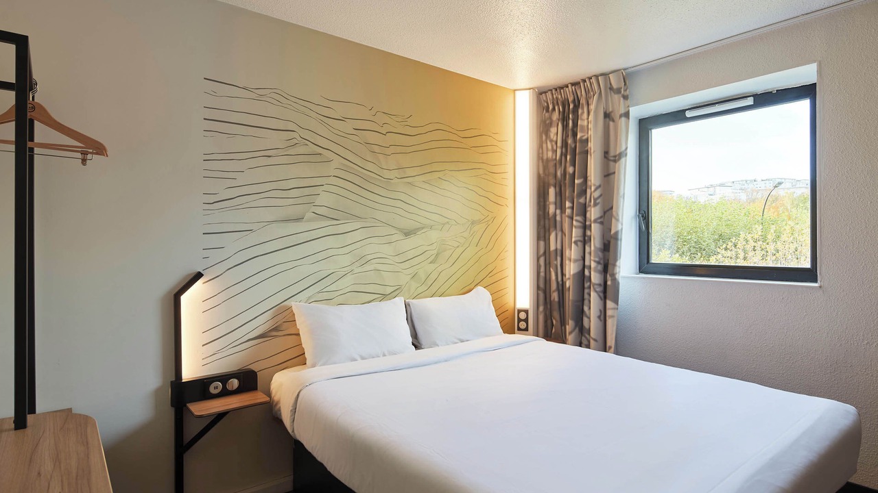 Photo of Bedroom in Rosny-sous-Bois