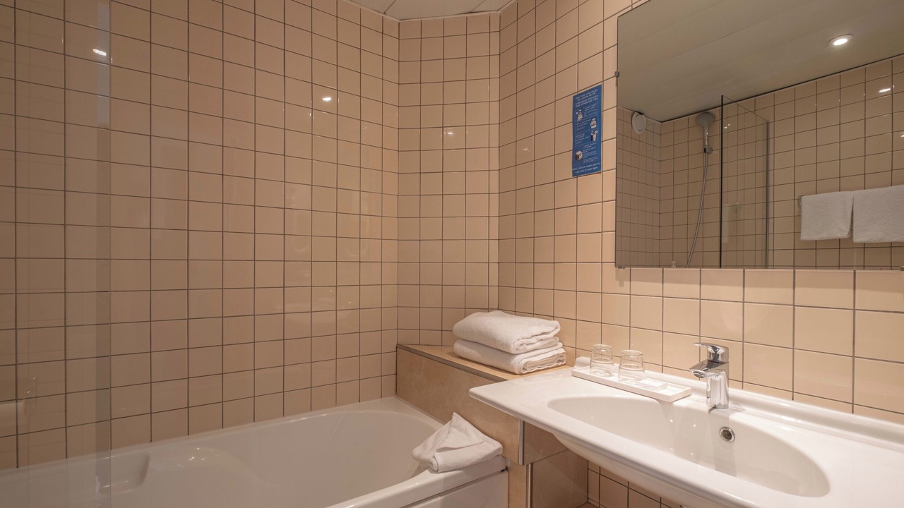 Photo of Bathroom in Quartier de Rochechouart