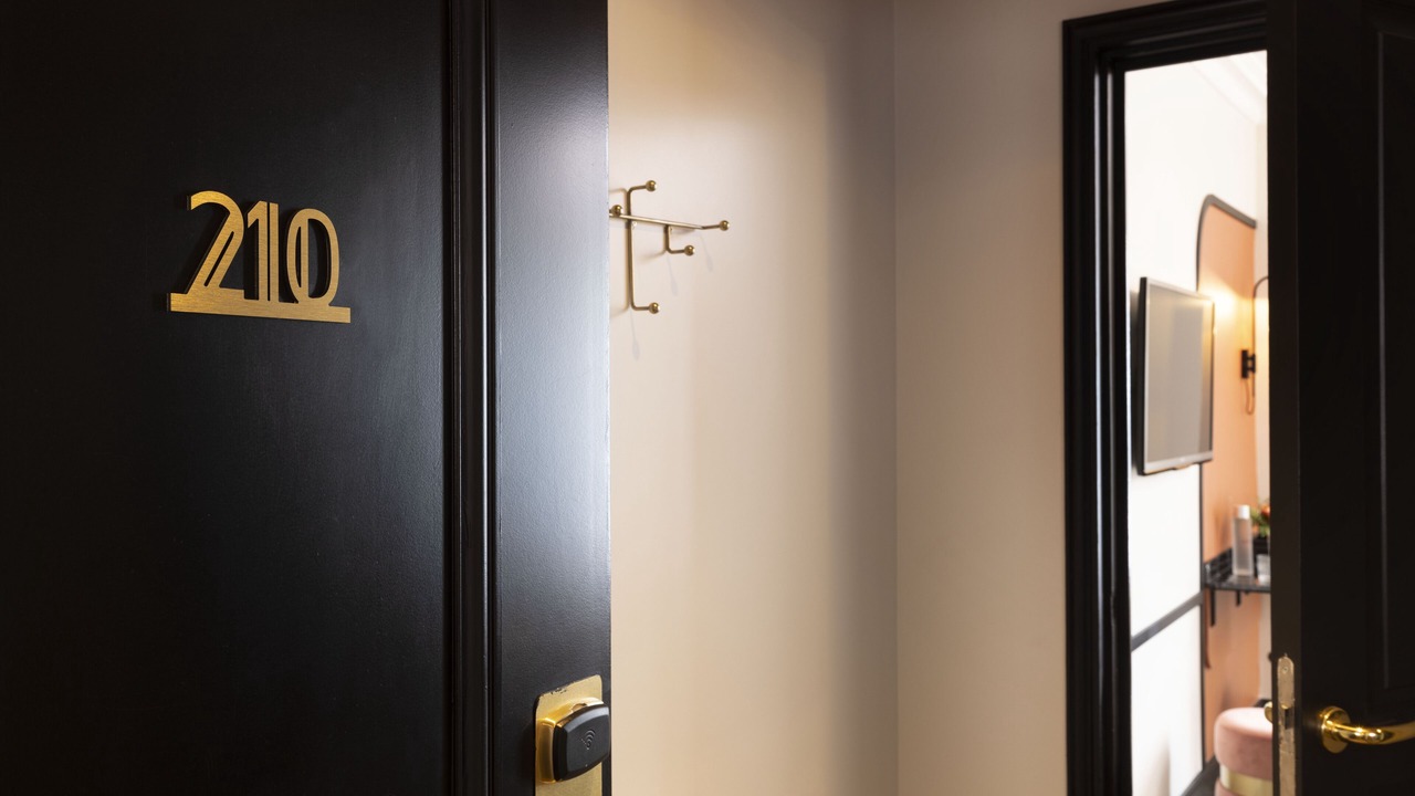 Photo of Bedroom in Batignolles