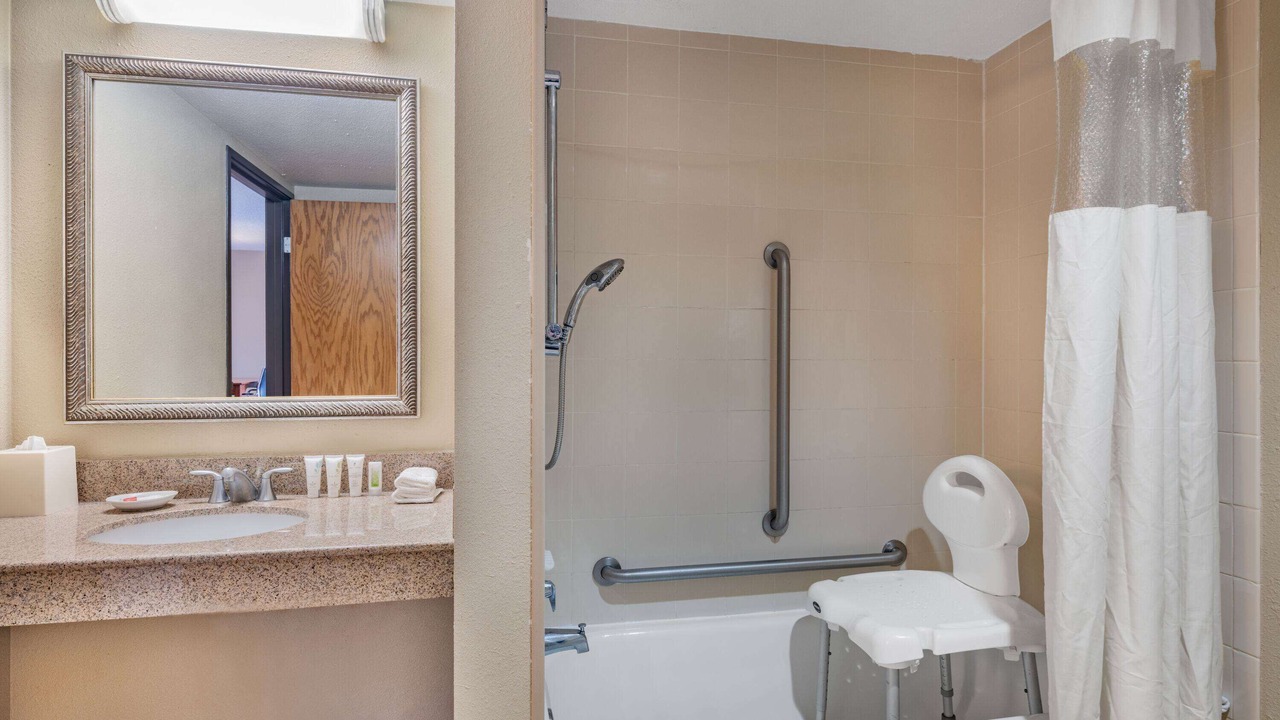 Photo of Bathroom in Minnetonka